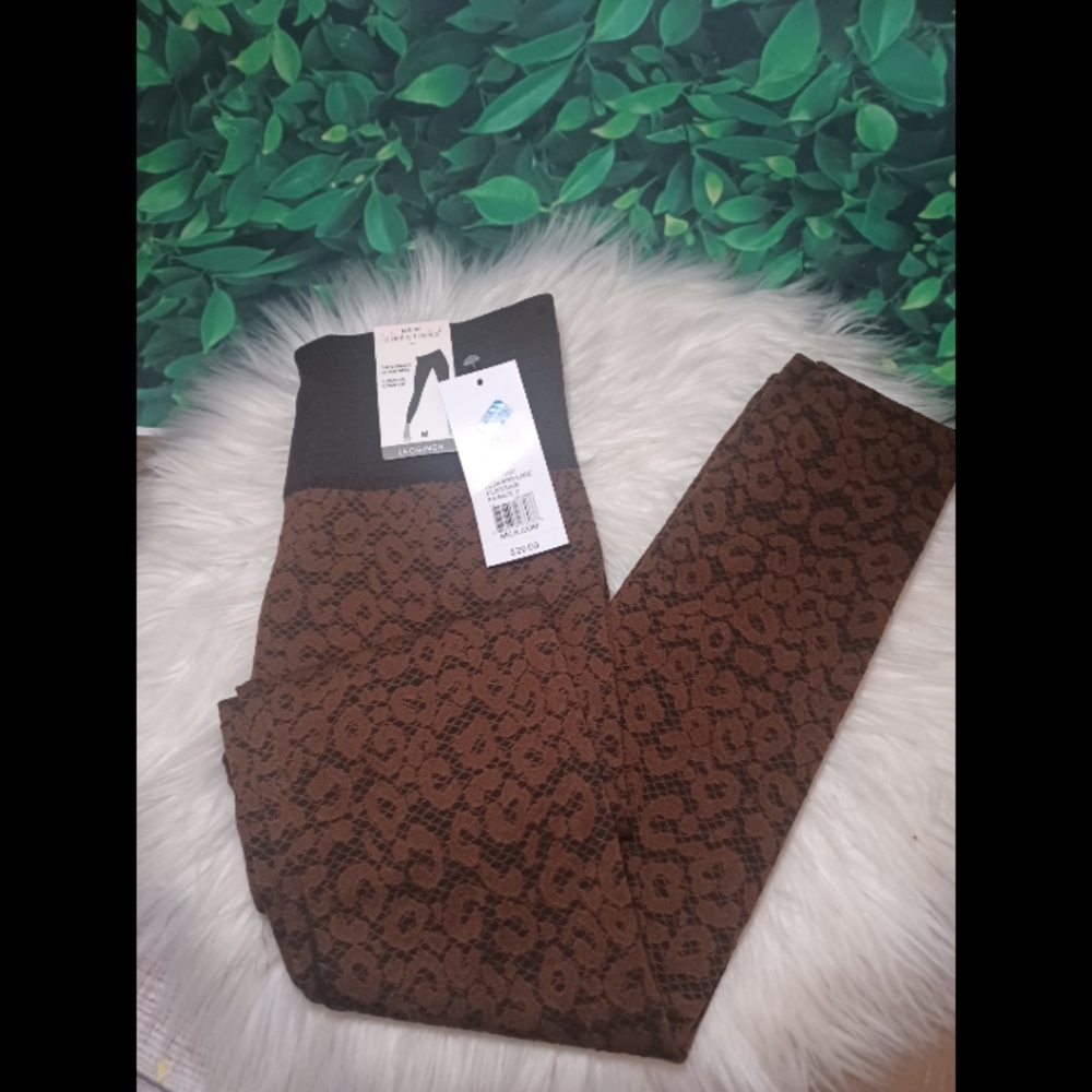 Slimming Comfort New Direction Soft Leggings. NWT
